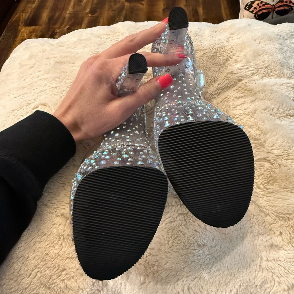 🔥 NWOT Pleaser Stardance Heels sz 7 Clear with Rhinestones! Sparkles Barbie✨ - Picture 11 of 11